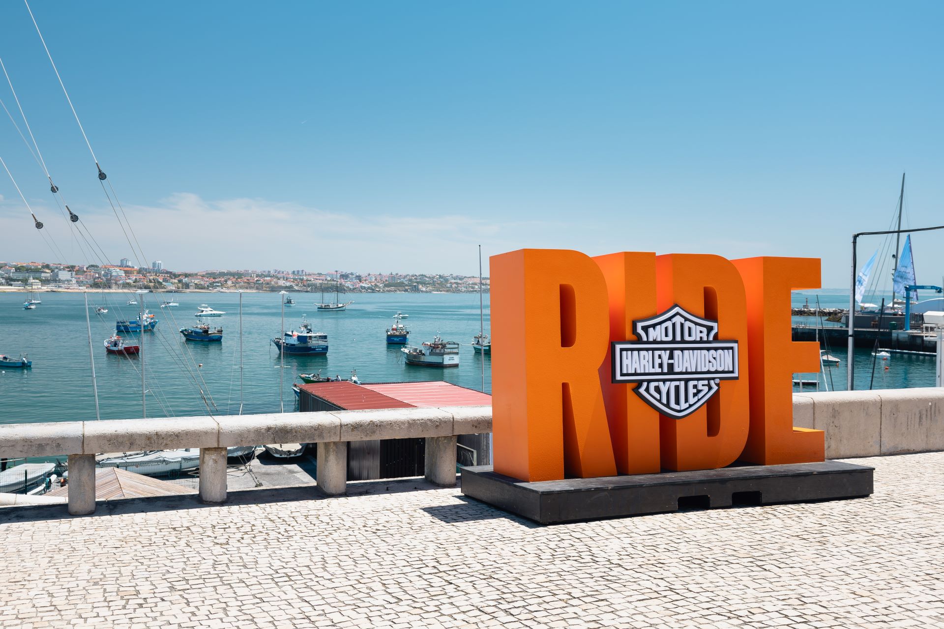 Rótulo RIDE de Harley-Davidson en Cascais