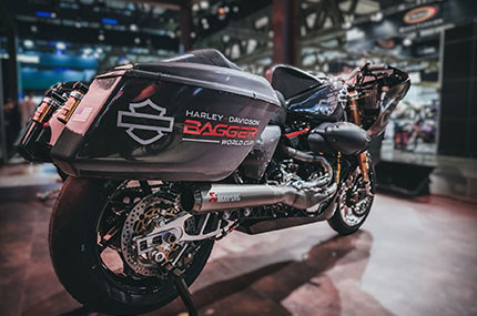 HARLEY-DAVIDSON REVELA NUEVOS DETALLES DE LA HARLEY-DAVIDSON BAGGER WORLD CUP EN EICMA 2025